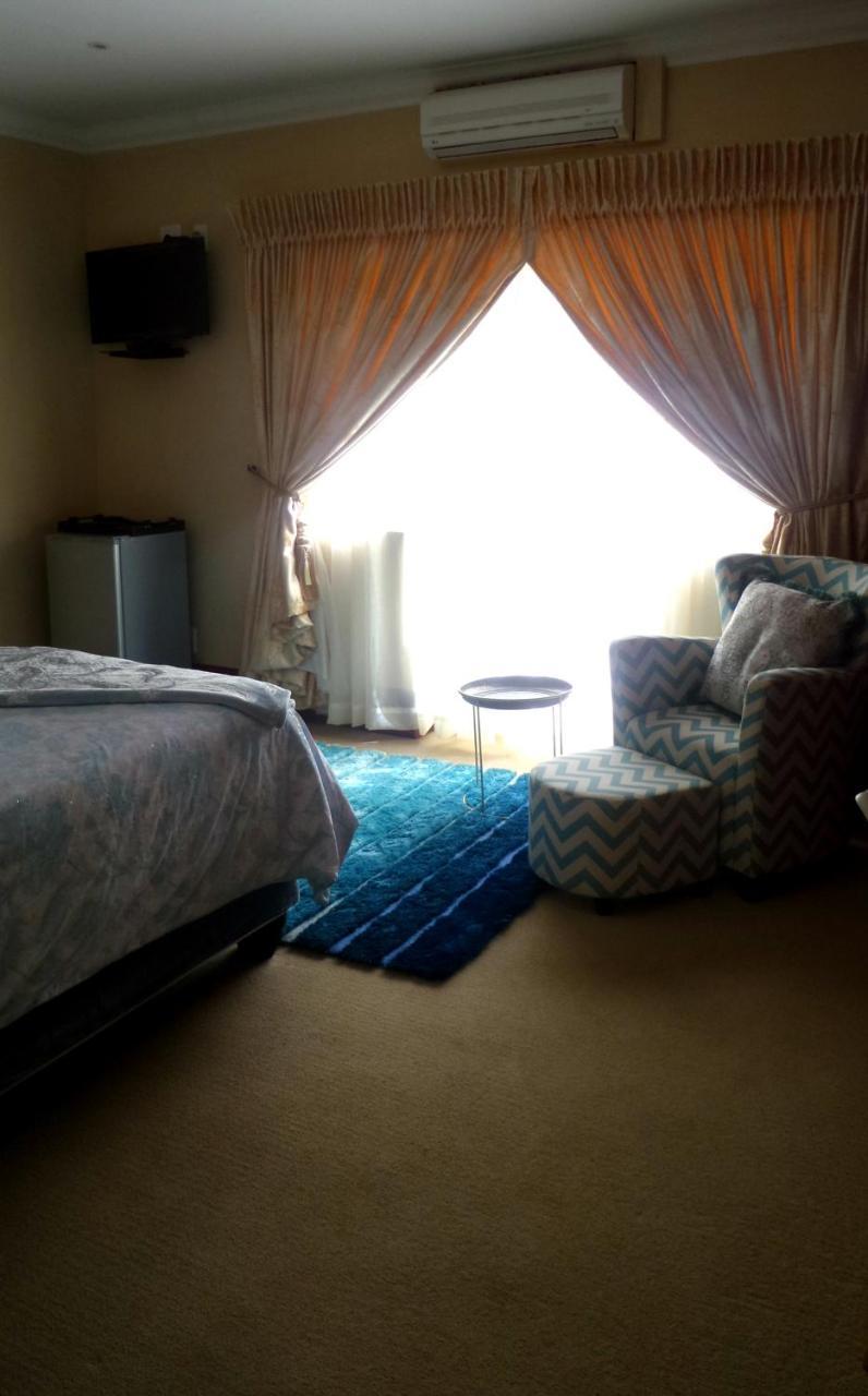 Tdm'S Boutique Guest House Pretoria-Noord Eksteriør bilde